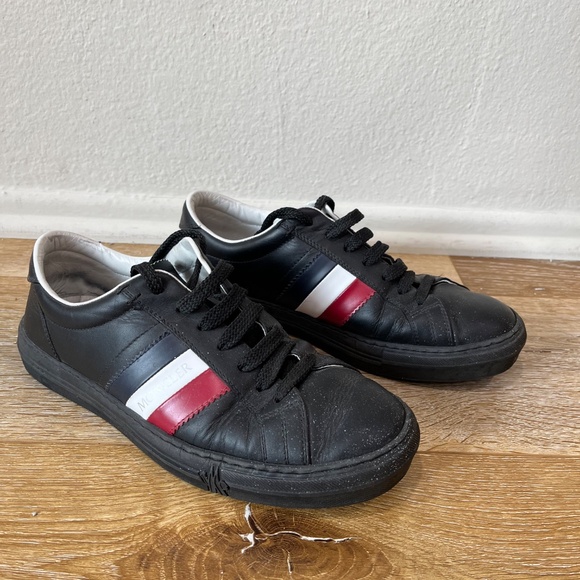 Moncler Black Leather Sneakers Men's EU 41.5 / US 8.5 – Red White Striped Logo - Picture 2 of 7